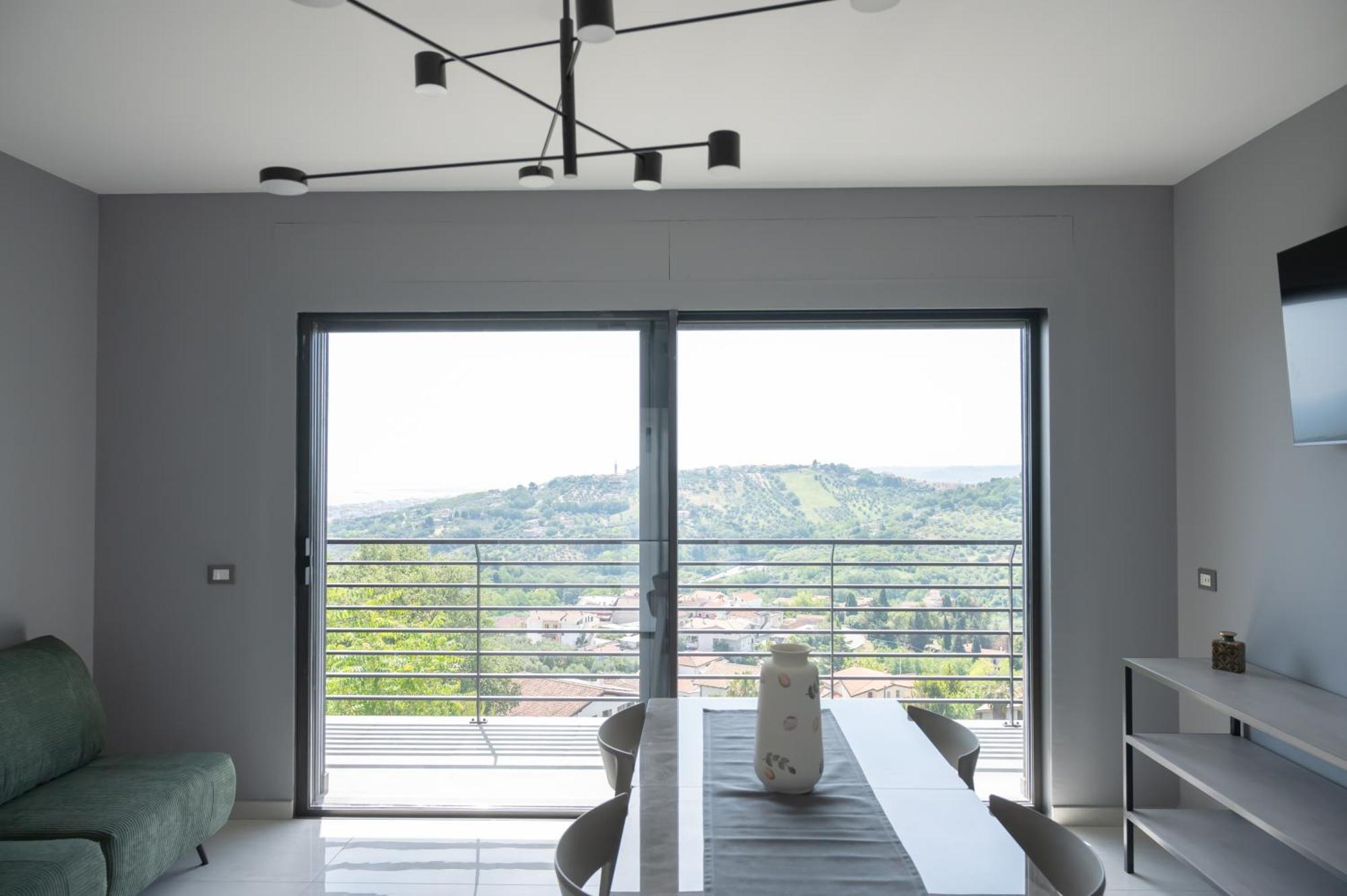 Casa Vista Mare E Colline A Montesilvano Colle Ngoại thất bức ảnh
